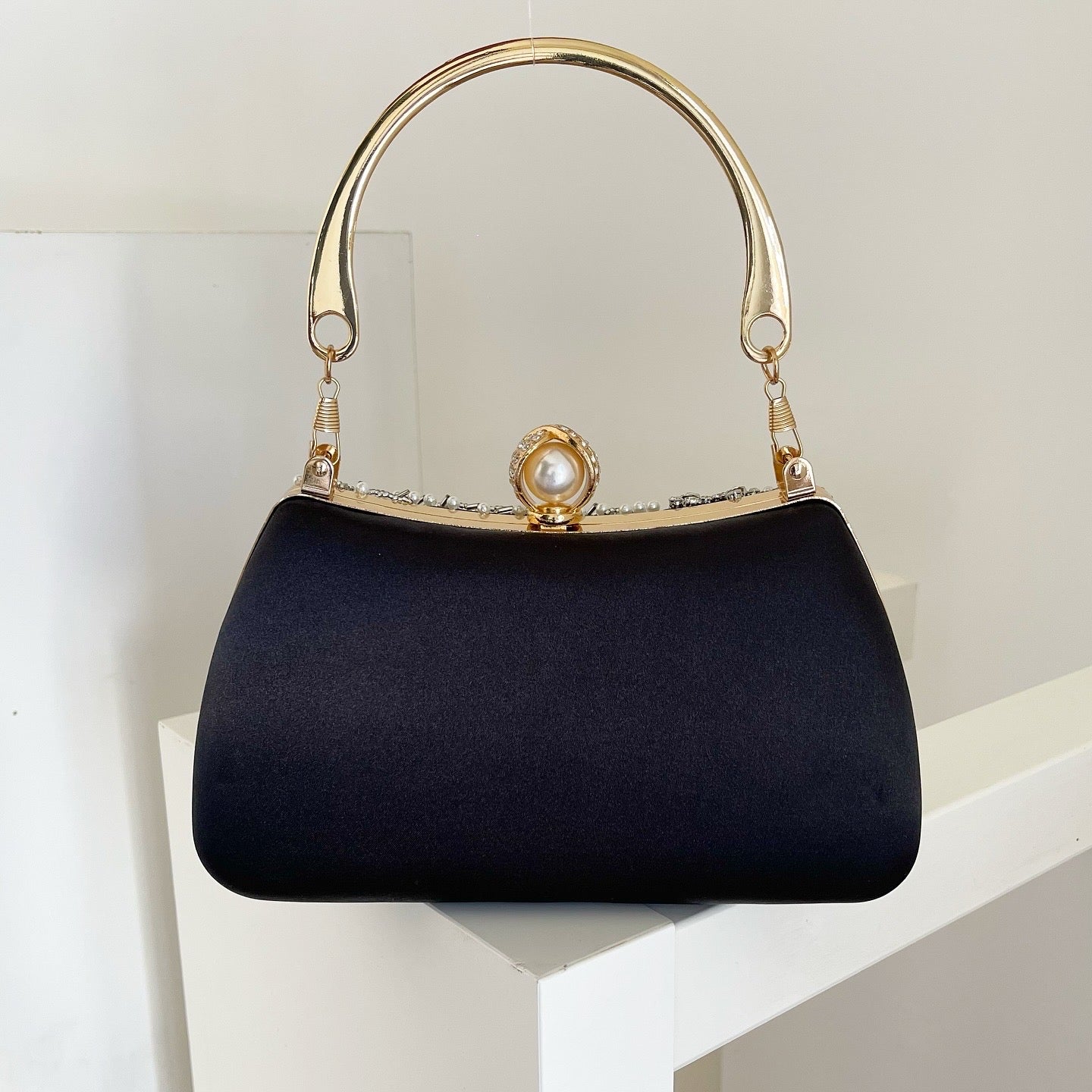 Black Astrielle Clutch